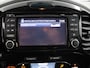 Nissan Juke 1.2 DIG-T S/S N-Connecta Achteruitrijcamera, Bluetooth, Cruise control, Keyless entry, Lederen bekleding, Buitenspiegels elektrisch verstel- en verwarmbaar Stap in deze Nissan Juke 1.2 DIG-T S/S N-Connecta en ervaar de perfecte combinatie van stijl, comfort en rijplezier. Het ruime interieur biedt volop plaats voor zowel bestuurder als passagier