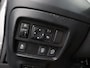 Nissan Juke 1.2 DIG-T S/S N-Connecta Achteruitrijcamera, Bluetooth, Cruise control, Keyless entry, Lederen bekleding, Buitenspiegels elektrisch verstel- en verwarmbaar Stap in deze Nissan Juke 1.2 DIG-T S/S N-Connecta en ervaar de perfecte combinatie van stijl, comfort en rijplezier. Het ruime interieur biedt volop plaats voor zowel bestuurder als passagier