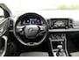 Skoda Karoq 1.5 TSI ACT Business Edition Plus | LED | ACC | Camera | Trekhaak | CarPlay | Stoelverwarming |