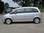 Opel Meriva 1.6-16V Cosmo
