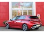 Peugeot 308 1.2 Hybrid 145PK AUTOMAAT ALLURE | AGR STOEL | STOEL EN STUUR VEWARMING | KEYLESS ENTRY/START | DRAADLOZE APPLE CARPLAY/ANDROID AUTO | NAVIGATIE | CLIMATE CONTROL | LICHTMETALEN VELGEN 17" | LED KOPLAMPEN | ACHTERUITRIJCAMERAA | ADAPTIVE CRUISE CONTROL | DRAADLOZE TELEFOONLADER |