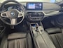 BMW 5-Serie Touring 530e Business Edition Plus | M Sport | Laser LED | Trekhaak | Dealer onderhouden | Adapt. Cruise | CarPlay