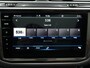 Volkswagen Tiguan R-Line 1.4 TSI 245 PK eHybrid Business+ | LED Matrix IQ | Panoramadak | Stoel- & Stuurverwarming | Head-Up Display | Side Assist | Achteruitrij Camera | DCC | Wegklapbare Trekhaak |