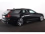 Volvo V90 T6 Recharge AWD Plus Dark - Panorama/schuifdak - IntelliSafe Assist & Surround - 360º Camera - Harman/Kardon audio - Verwarmde voorstoelen, stuur & achterbank - Parkeersensoren voor & achter - Elektr. bedienb. voorstoelen met geheugen - Head up display - Extra getint glas - 19' LMV