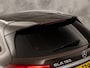 Mercedes-Benz GLA 180 AMG Sport Automaat (NAVIGATIE, LEDER, XENON, KUIPSTOELEN, GETINT GLAS, PARKEERSENSOREN, CRUISE, NIEUWE APK, NIEUWSTAAT)