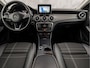 Mercedes-Benz GLA 180 AMG Sport Automaat (NAVIGATIE, LEDER, XENON, KUIPSTOELEN, GETINT GLAS, PARKEERSENSOREN, CRUISE, NIEUWE APK, NIEUWSTAAT)