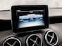 Mercedes-Benz GLA 180 AMG Sport Automaat (NAVIGATIE, LEDER, XENON, KUIPSTOELEN, GETINT GLAS, PARKEERSENSOREN, CRUISE, NIEUWE APK, NIEUWSTAAT)