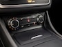 Mercedes-Benz GLA 180 AMG Sport Automaat (NAVIGATIE, LEDER, XENON, KUIPSTOELEN, GETINT GLAS, PARKEERSENSOREN, CRUISE, NIEUWE APK, NIEUWSTAAT)
