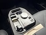 BMW iX xDrive40 High Executive 77 kWh SOH 99,5 | Sportpakket | Trekhaak | Head-Up | Dashboardcamera | 360° Camera