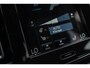 Volvo XC40 1.5 T3 Momentum Business | Achteruitrijcamera | Parkeersensoren | Navigatie | Apple Carplay | Android Auto | Keyless Entry | Elektrische Achterklep | Cruise Control Adaptief | BLIS | Stoelverwarming