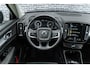 Volvo XC40 1.5 T3 Momentum Business | Achteruitrijcamera | Parkeersensoren | Navigatie | Apple Carplay | Android Auto | Keyless Entry | Elektrische Achterklep | Cruise Control Adaptief | BLIS | Stoelverwarming