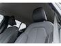 Volvo XC40 1.5 T3 Momentum Business | Achteruitrijcamera | Parkeersensoren | Navigatie | Apple Carplay | Android Auto | Keyless Entry | Elektrische Achterklep | Cruise Control Adaptief | BLIS | Stoelverwarming