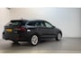 Skoda Octavia Combi 1.0 e-TSI DSG Business Edition Plus Camera Sfeerverlichting Trekhaak Navigatie Stoelverwarming