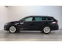 Skoda Octavia Combi 1.0 e-TSI DSG Business Edition Plus Camera Sfeerverlichting Trekhaak Navigatie Stoelverwarming