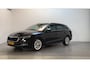 Skoda Octavia Combi 1.0 e-TSI DSG Business Edition Plus Camera Sfeerverlichting Trekhaak Navigatie Stoelverwarming