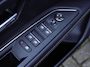 Peugeot 3008 1.6 HYbrid 225 GT 1e eigenaar | Elektrisch Panorama dak | Black Pack | Accu 95% | Camera | 18" LMV | Apple Carplay & Android Auto