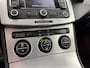Volkswagen Passat 2.0 FSI Highline Aut. *NAVI-FULLMAP | LEATHER-ALCANTARA | SPORT-SEATS | ECC | HEATED-SEATS | PDC | CRUISE*