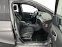 Mercedes-Benz B-klasse 180 AMG Night pakket Ambition Aut. *LEATHER-MICROFIBRE | CARBON-INLAY | FULL-LED | HEATED-SPORTSEATS | NAVI-FULLMAP | SHIFTPADDLES | PRIVACYGLASS | ECC | PDC | CRUISE | TOWBAR | KEYLESS | 18''ALU *