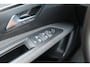 Peugeot 3008 1.6 HYbrid 225 Allure Pack Business