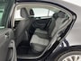 Volkswagen Jetta 1.4 TSI Hybrid Highline Aut. *XENON | NAVI-FULLMAP | COMFORTSEATS | PRIVACY-GLASS | SHIFTPADDLES | ECC | PDC | CRUISE | 17''ALU*
