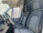 Volkswagen Crafter 35 2.0 TDI L4H4 Highline / AUTOMAAT/ 180 PK/ TREKHAAK/ CRUISE/ APP-CONNECT/ MULTIMEDIA/ PARK. SENSOREN + CAMERA/ AIRCO/ AUTOM. VERLICHTING