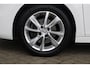 Opel Corsa 1.2 Elegance | Automaat | Achteruitrijcamera | Parkeersensoren voor en achter | Apple carplay |