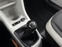 Volkswagen Up! 1.0 BMT high up! Camera | Beats Audio | DAB+ | Parkeersensoren | Stoelverwarming | Dealer onderhouden |