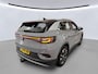 Volkswagen ID.4 Life 77 kWh / SOH 90%/ AUTOMAAT/ TREKHAAK/ STOELVERWARM./ PARK.SENSOREN/ KEYLESS/ DIGITAL DASH/ NAVI/ CLIMA/ 19'' LMV