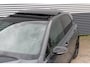 Volkswagen Golf 1.5 eTSI 3x R-Line | Panoramadak | Camera | Sfeerverlichting | IQ Light | Adaptive cruise | Stoelverwarming | Lane