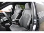 Volkswagen Golf 1.5 eTSI 3x R-Line | Panoramadak | Camera | Sfeerverlichting | IQ Light | Adaptive cruise | Stoelverwarming | Lane