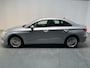 Audi A3 Limousine 30 TFSI Business edition / AUTOMAAT/ PARKEER SENSOREN/ SMARTPHONE INTERFACE/ CRUISE/ DIGITAL DASH/ KEYLESS/ NAVI/ DAB/ CLIMA/ LED/ 17'' LMV
