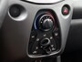 Toyota Aygo 1.0 VVT-i x-play *Automaat | BTW voertuig | Dealer onderhouden | Apple CarPlay/Android Auto | Airco | Achteruitrijcamera | Elektrische Ramen voor | Elektrisch verstelbare buitenspiegels |