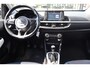 Kia Picanto 1.0 CVVT Colour Edition Nederlandse auto! Achteruitrijcamera/Apple carplay/Cruise control/Climate control/Navigatie/Licht metalen velgen/Elektrische ramen/Centrale deurvergrendeling