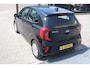 Kia Picanto 1.0 MPi DynamicLine Achteruitrijcamera/Apple carplay/Airco/Cruise control/Elektrische ramen/Multifunctioneel stuurwiel/Licht metalen velgen