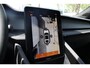 Polestar 2 Long Range Single Motor Prime Pro 82 kWh | Panoramadak | 20" Pro Graphite Velgen | Harman Kardon Premium Audio | Pilot Assist | Park Assist + 360° Camera | Volledig verstelbare voorstoelen | Ambiente sfeerverlichting | Polestar Digital Key | Elektrisch bedienbare achterklep met voetsensor | Energiebesparende warmtepomp | Verwarmbare stoel voor en achter + stuurwiel