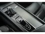 Volvo S60 B3 R-Design | Navigatie | Adaptieve Cruise Control | Keyless | Stoel-/Stuurverwarming | Dodehoekdetectie | Sportchassis | Elek. Stoelen | Memory | LED Koplampen | Park Assist | DAB | Zitverlenging | Apple Carplay & Android Auto | 18" LM