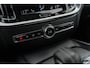 Volvo S60 B3 R-Design | Navigatie | Adaptieve Cruise Control | Keyless | Stoel-/Stuurverwarming | Dodehoekdetectie | Sportchassis | Elek. Stoelen | Memory | LED Koplampen | Park Assist | DAB | Zitverlenging | Apple Carplay & Android Auto | 18" LM