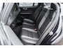 Volvo S60 B3 R-Design | Navigatie | Adaptieve Cruise Control | Keyless | Stoel-/Stuurverwarming | Dodehoekdetectie | Sportchassis | Elek. Stoelen | Memory | LED Koplampen | Park Assist | DAB | Zitverlenging | Apple Carplay & Android Auto | 18" LM