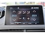 Peugeot 3008 1.2 PureTech Blue Lease Premium 360 graden camera/Apple carplay/Stoelverwarming/Elektrische stoel met geheugen/Cruise control/Dodehoek detectie/Navigatie/DAB/Climate control