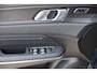 Lynk & Co 01 1.5 Panoramadak/360° Camera/Keyless/Lane assist/Adaptive cruise control/Navigatie/Apple carplay/Climate control/Stoelverwarming/Dodehoek detectie/Elektrisch sluitende achterklep/Elektrisch verstelbare stoel met geheugen