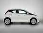 Toyota Aygo 1.0 VVT-i x-play | Apple CarPlay/Android Auto | DAB | Airco | Achteruitrijcamera | Elektrische Ramen voor | elektrisch verstelbare buitenspiegels |