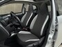 Toyota Aygo 1.0 VVT-i x-wave | Cabrio dak | Camera | Cruise control | Lichtmetaal | Airco | Dealer onderhouden