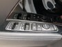 Kia Niro EV e-Niro DynamicPlusLine 64 kWh Navigatiesysteem | Open dak | Parkeersensoren |Stoelverwarming | Led verlichting