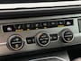 Volkswagen Transporter 2.0 TDI L2H1 30 DC Multivan | Automaat | Trekhaak | Navigatie | DAB | Apple Carplay | Elektrische Schuifdeur |