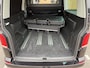 Volkswagen Transporter 2.0 TDI L2H1 30 DC Multivan | Automaat | Trekhaak | Navigatie | DAB | Apple Carplay | Elektrische Schuifdeur |