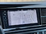 Volkswagen Transporter 2.0 TDI L2H1 30 DC Multivan | Automaat | Trekhaak | Navigatie | DAB | Apple Carplay | Elektrische Schuifdeur |