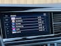 Volkswagen Transporter 2.0 TDI L2H1 30 DC Multivan | Automaat | Trekhaak | Navigatie | DAB | Apple Carplay | Elektrische Schuifdeur |