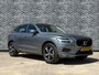 Volvo XC60 2.0 B5 Momentum Pro | Trekhaak | Lederen Bekleding | Stoelverwarming voor en achter | Keyless Entry | Elektrische Achterklep | Achteruitrijcamera | Parkeersensoren | Parkeerverwarming | LED Koplampen Adaptief | Navigatie | Apple Carplay | Android Auto