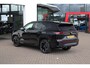 Volkswagen Tayron 1.5 eHybrid R-Line SOH 100% | 272PK / 200kW DSG, 60 maanden / 100.000km garantie, Blackstyle pakket, Harman Kardon geluidssysteem, head-up display, LED Matrix (IQ.Lights), comfort pakket plus (verwarmbare voorstoelen, verwarmbare achterbank, verwarmbaar multifunctioneel lederen stuurwiel), wegklapbare trekhaak, rondomzichtcamera (area view), elektrische achterklep (Easy Open), 20" 'York' LMV, adaptief onderstel (dcc)
