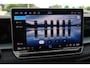 Volkswagen Tayron 1.5 eHybrid R-Line SOH 100% | 272PK / 200kW DSG, 60 maanden / 100.000km garantie, Blackstyle pakket, Harman Kardon geluidssysteem, head-up display, LED Matrix (IQ.Lights), comfort pakket plus (verwarmbare voorstoelen, verwarmbare achterbank, verwarmbaar multifunctioneel lederen stuurwiel), wegklapbare trekhaak, rondomzichtcamera (area view), elektrische achterklep (Easy Open), 20" 'York' LMV, adaptief onderstel (dcc)
